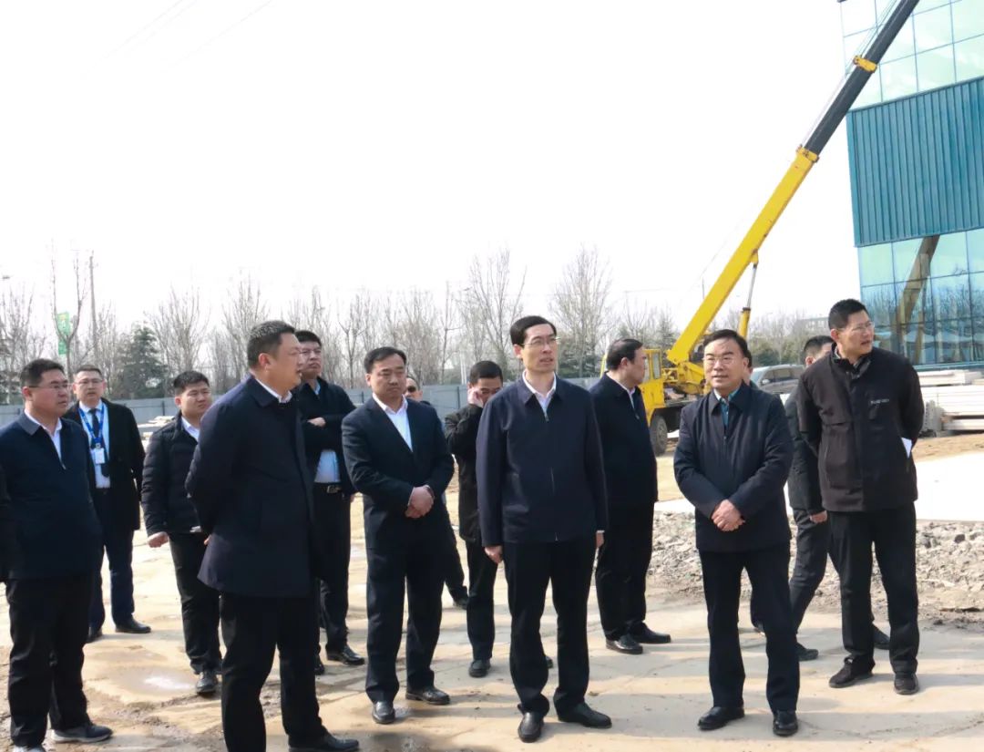 王營調(diào)研天意大宗固廢循環(huán)利用裝備研發(fā)生產(chǎn)項目